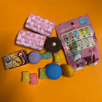Kawaii Garage/Faulty Sale 🧡👑 FAULTY setje van 15 losse gummen (#44)