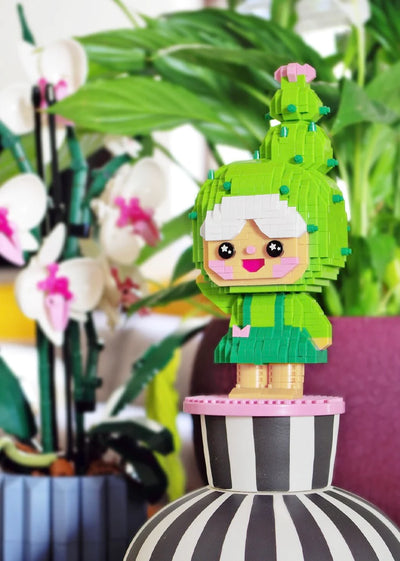 Momiji Mini Bricks - Build your own Momiji Doll - You Grow Girl!